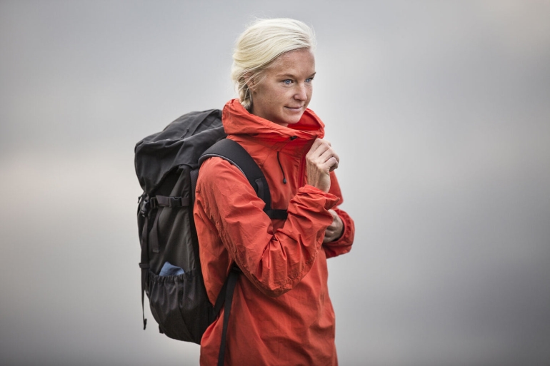 Fjällräven Marca Kaipak 28 Cinza Pedra